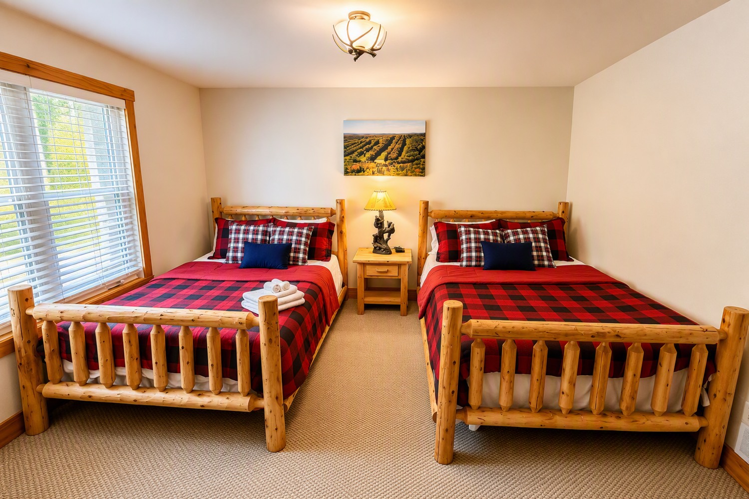 Twin bedroom